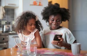 Sisterhood Agenda Healthy Social Media Use Among Adolescents